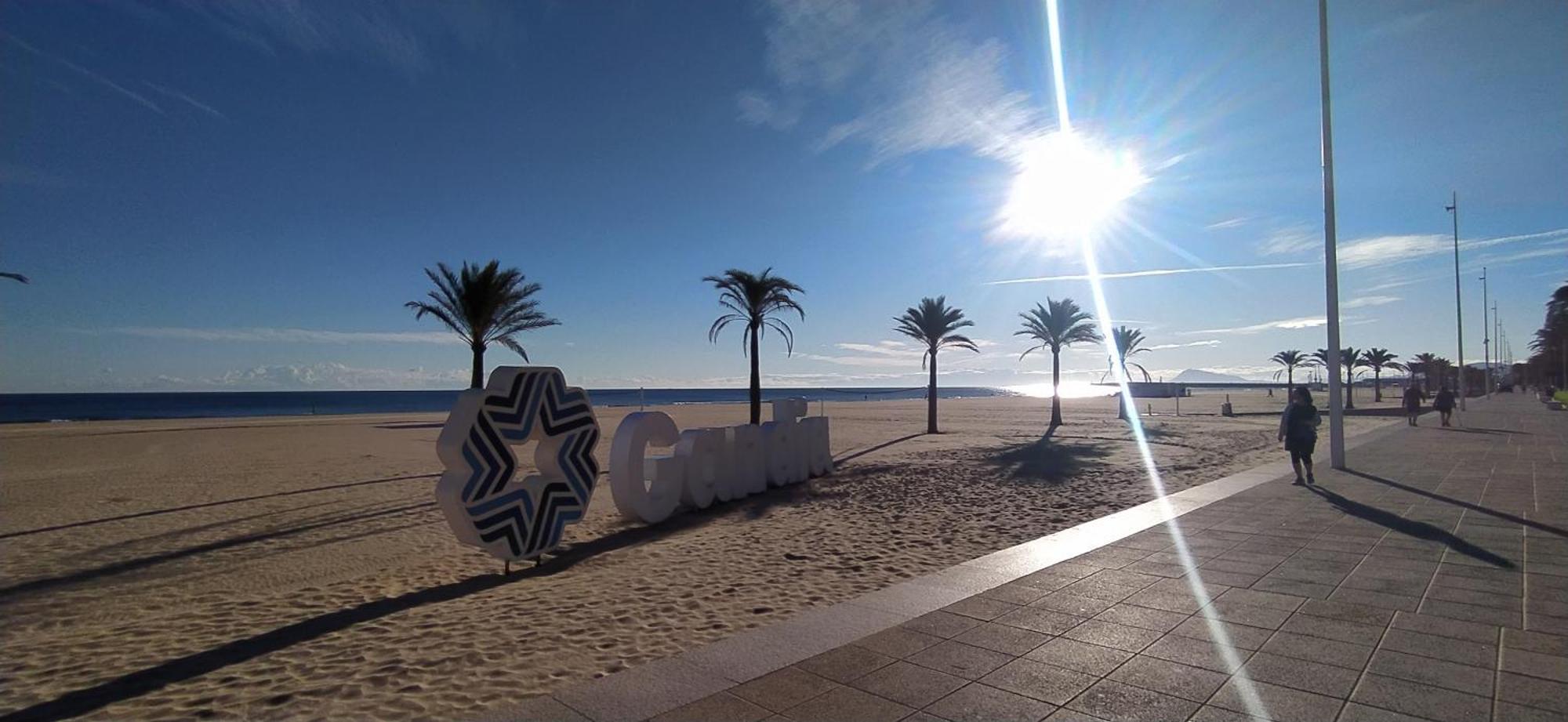 Ola Marina Solo Familias Apartment Playa de Gandia ภายนอก รูปภาพ